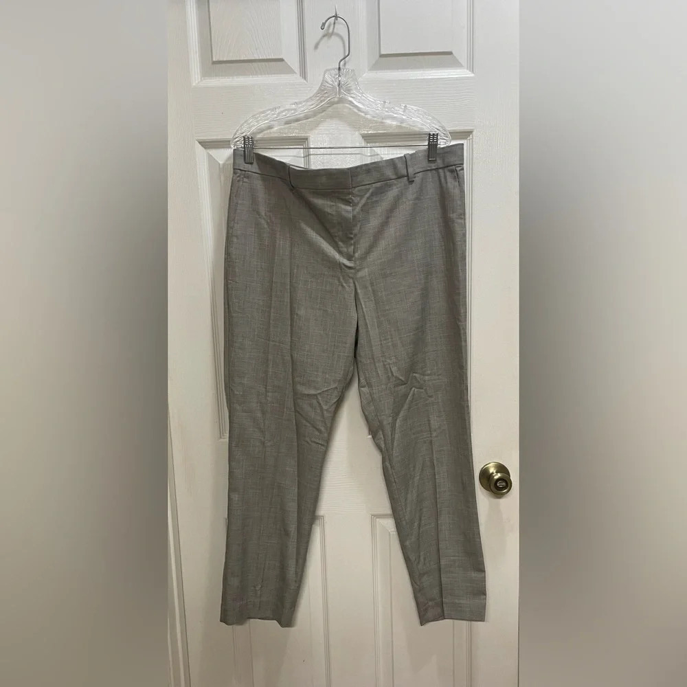 Ann Taylor Grey Pants Midrise Slim Leg Ankle Chino Size 14 NWT